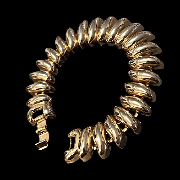 Vintage 1980s Costume Jewelry Gold Tone Link Snake Bracelet - Picture 5 of 13